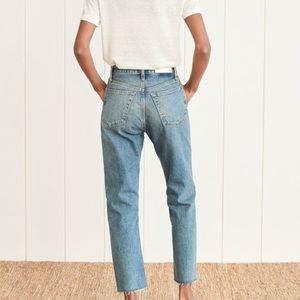 RE/DONE Stove Pipe Jeans in Med Vain Wash